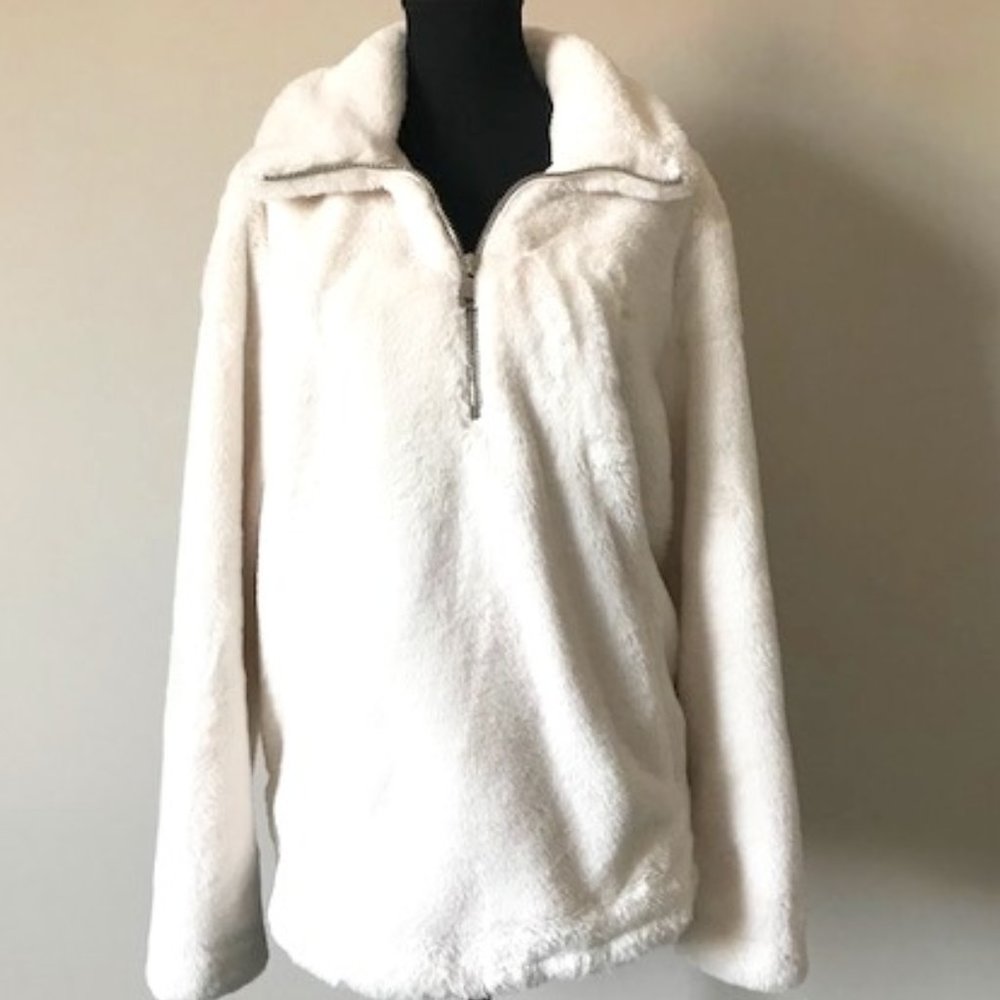 Abercrombie White Faux Fur Pullover Coat